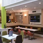 Hotel Ibis Styles Bordeaux Aeroport 3*