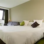 Ibis Styles Bordeaux Aeroport מלון