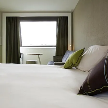 Ibis Styles Bordeaux Aéroport Hotel 3*
