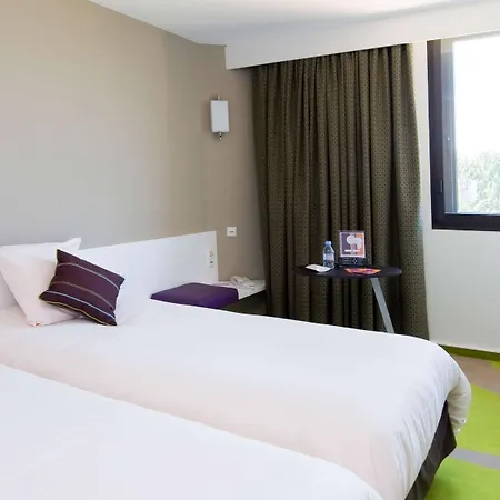 Hotel Ibis Styles Bordeaux Aeroport 3*