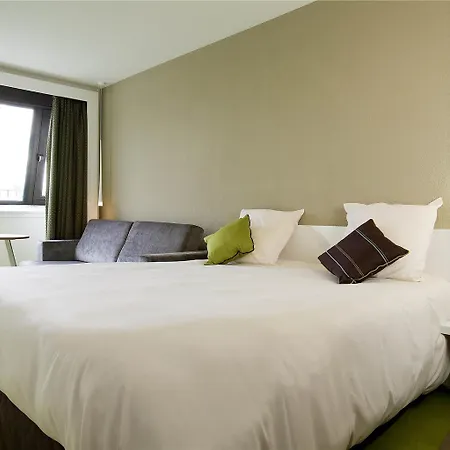Ibis Styles Bordeaux Aeroport 호텔
