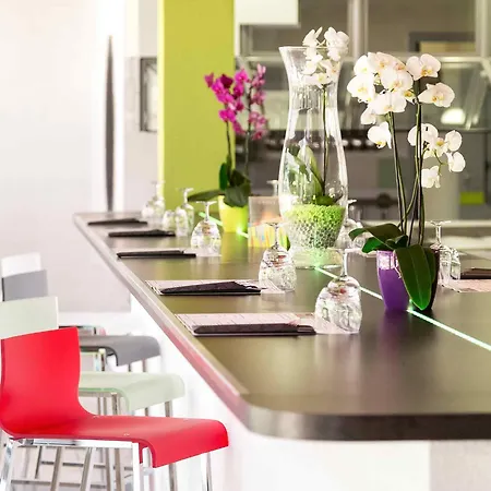 Hotel Ibis Styles Bordeaux Aeroport 3*