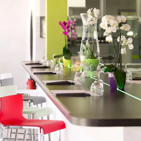 Hotel Ibis Styles Bordeaux Aeroport 3*