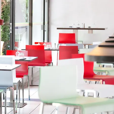 Ibis Styles Bordeaux Aeroport Szálloda 3*