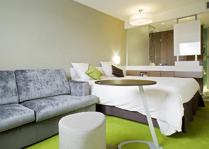 Ibis Styles Bordeaux Aéroport Hotel 3*