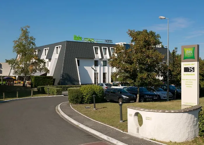 Ibis Styles Bordeaux Aeroport 3*